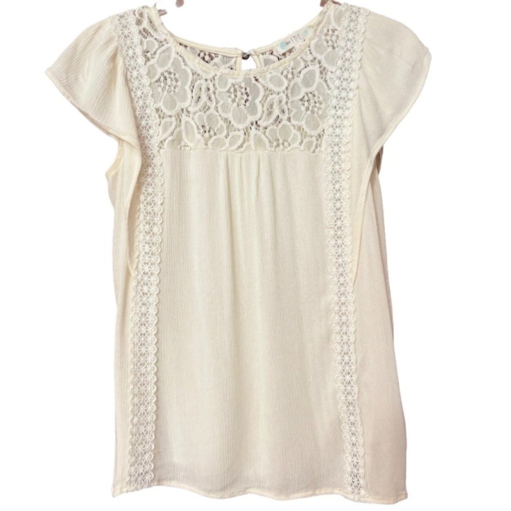 Love Fire Women's Top Small Cream Lace Keyhole Back Ruffled Cap Sleeves Crinkle
